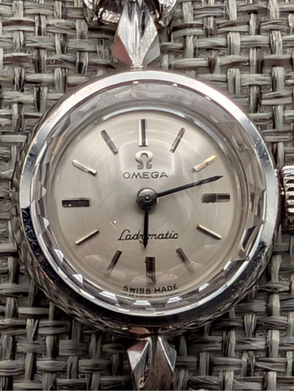 Vintage Omega Ladymatic 14K White Gold Watch Diamond Lugs Speidel Band Runs
